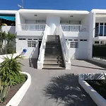Casa Jardines Apartment *